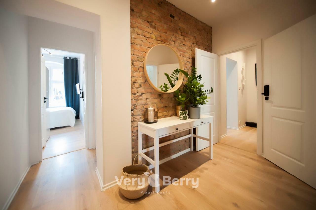 Very Berry - Glogowska 35A - Mtp Apartments - Self Check In 24H Poznań Dış mekan fotoğraf
