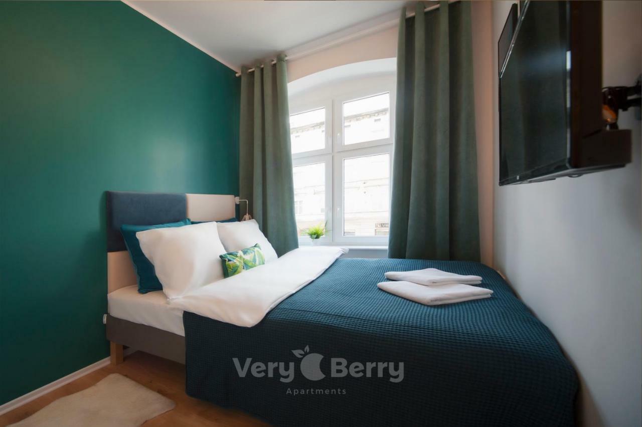 Very Berry - Glogowska 35A - Mtp Apartments - Self Check In 24H Poznań Dış mekan fotoğraf