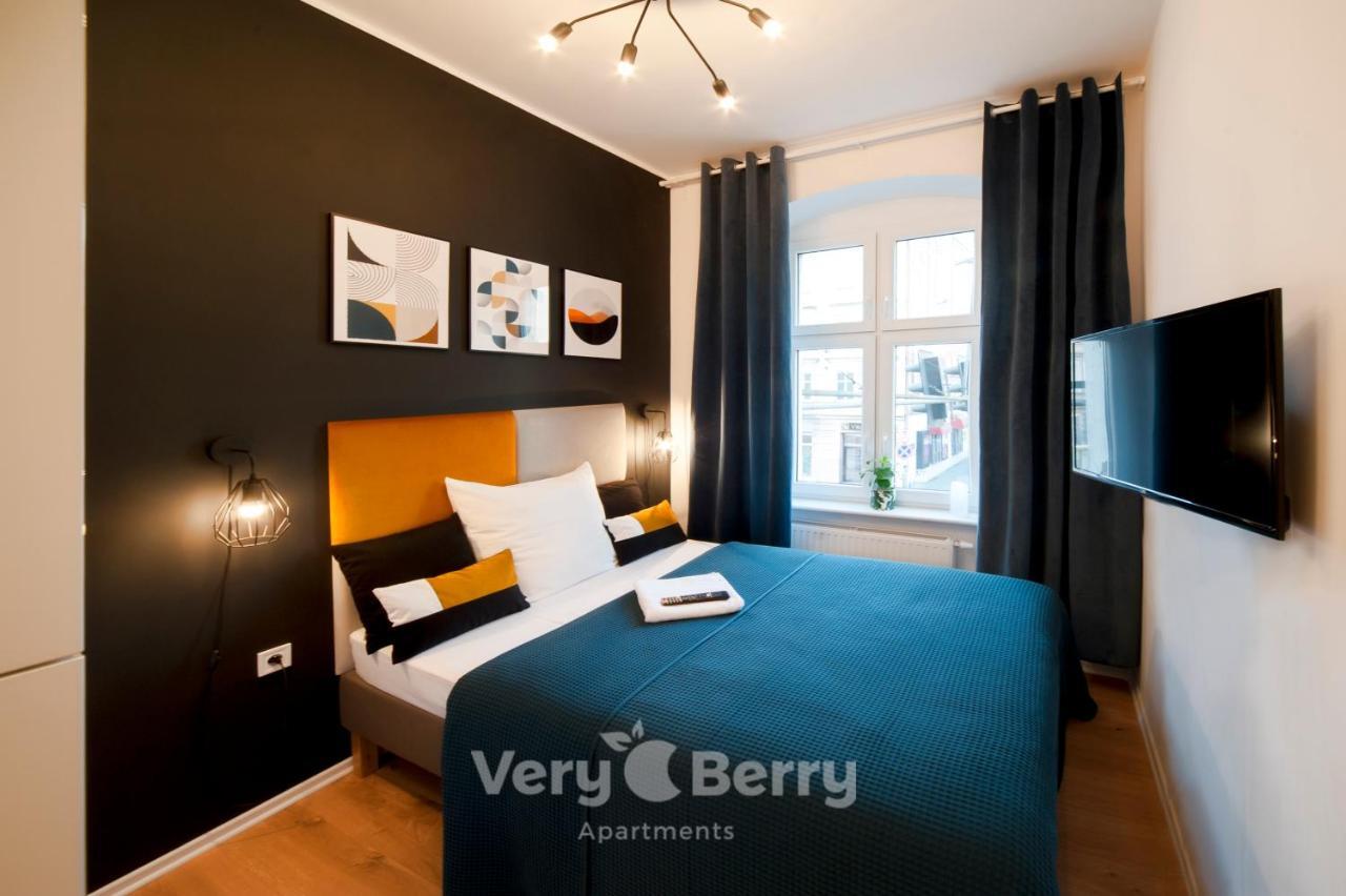Very Berry - Glogowska 35A - Mtp Apartments - Self Check In 24H Poznań Dış mekan fotoğraf
