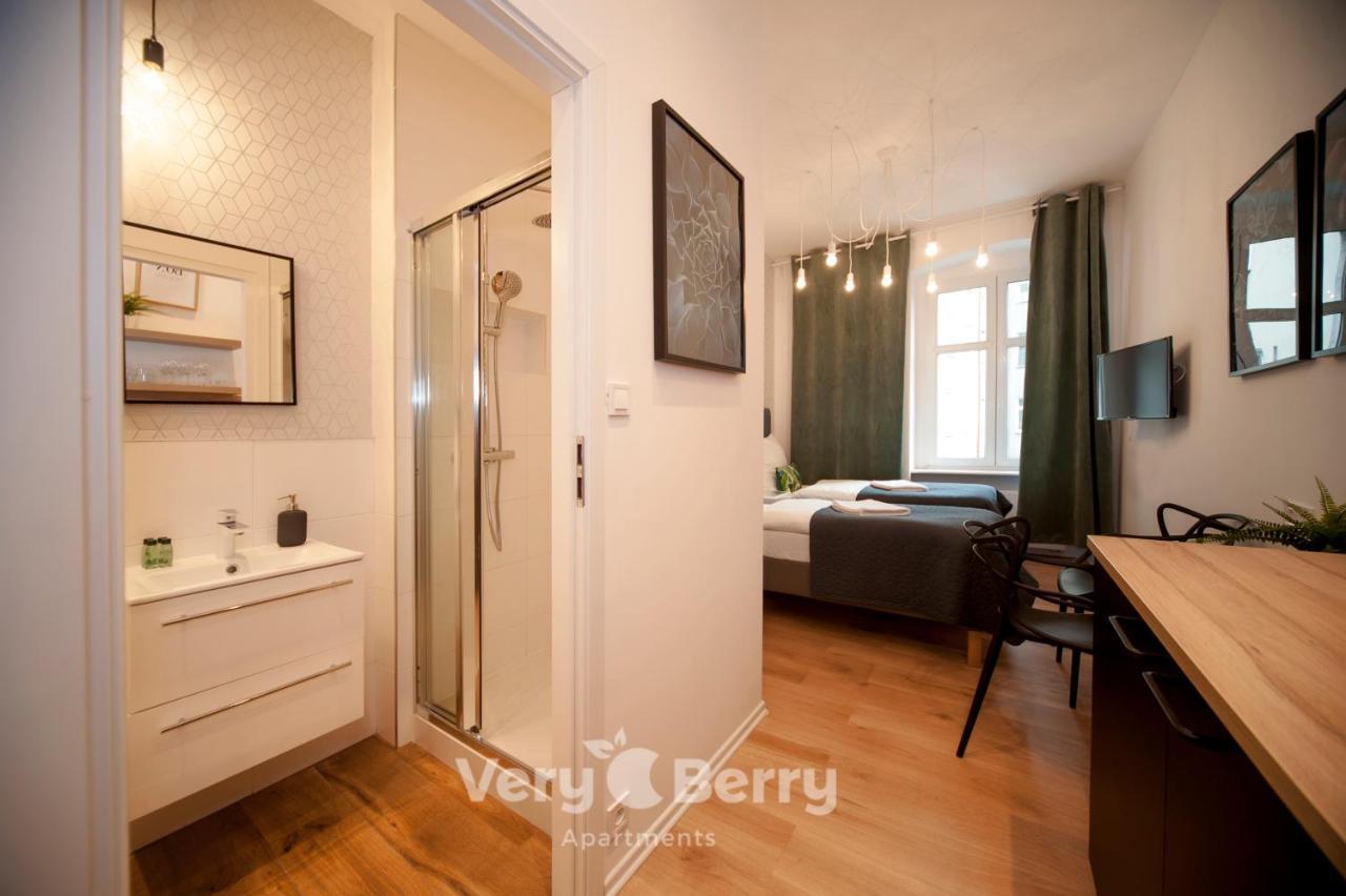 Very Berry - Glogowska 35A - Mtp Apartments - Self Check In 24H Poznań Dış mekan fotoğraf