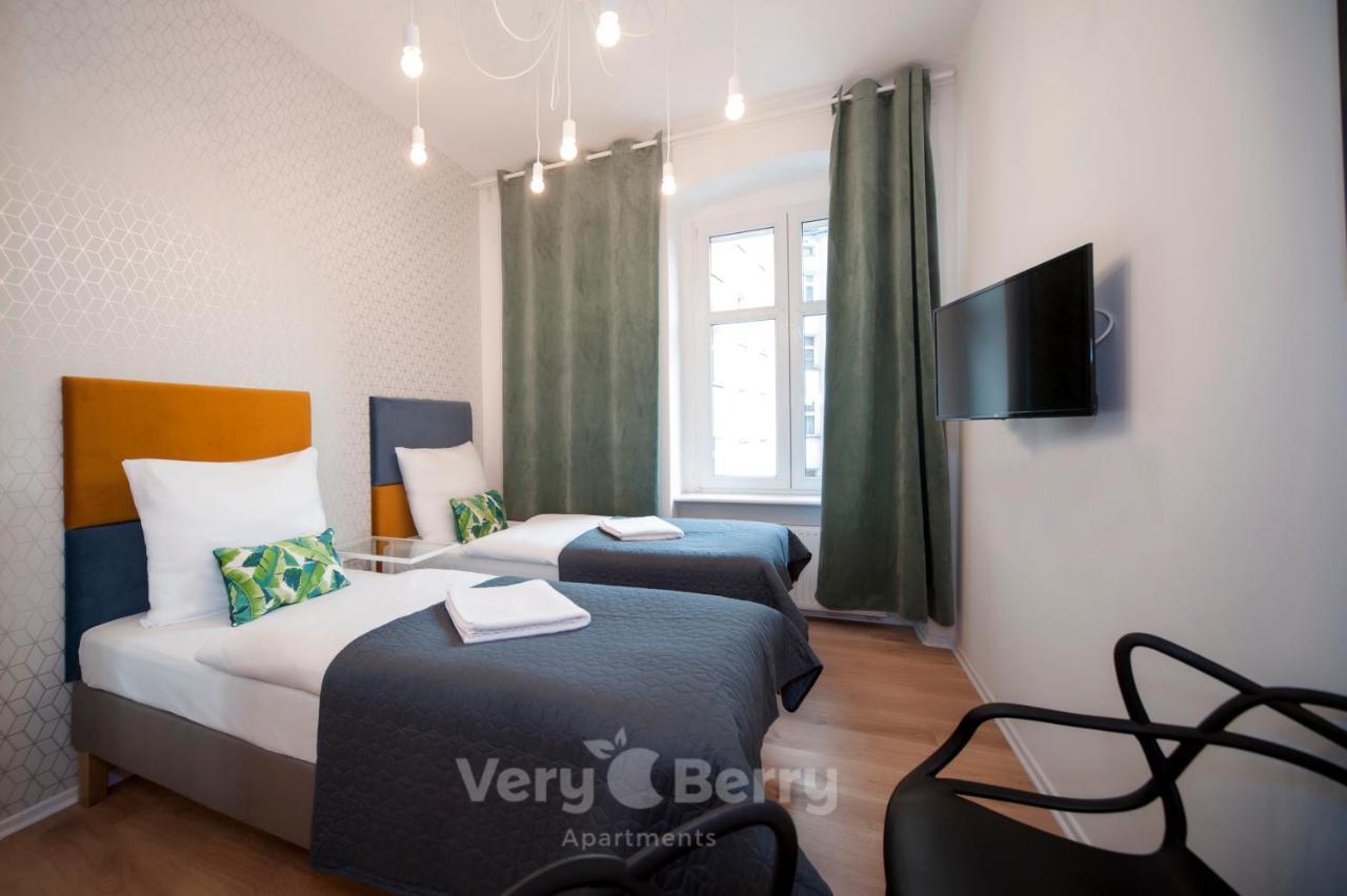 Very Berry - Glogowska 35A - Mtp Apartments - Self Check In 24H Poznań Dış mekan fotoğraf